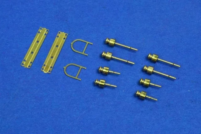 RB Model 35D02 Telegraphic pillar with 4 insulators Set contains not assembled 2 pcs 1/35 – Bild 3