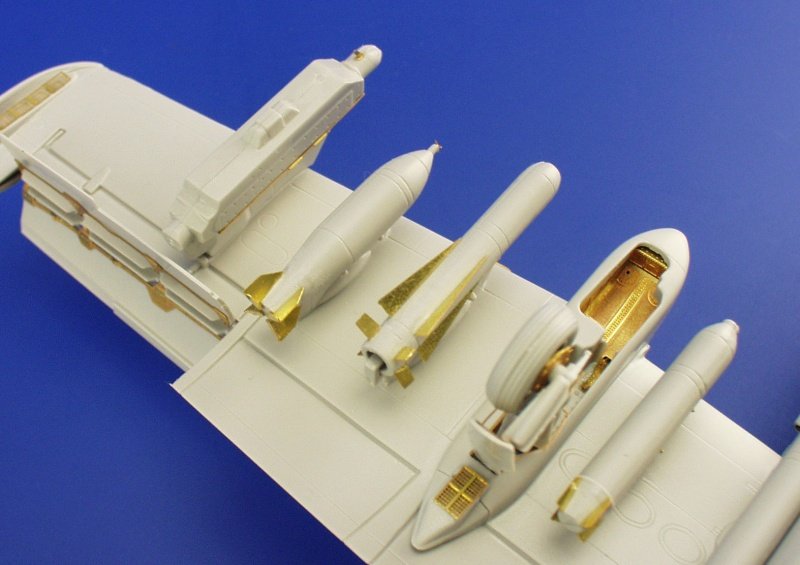 Eduard 72440 A-10 armament 1/72 ITALERI, REVELL – zdjęcie 4