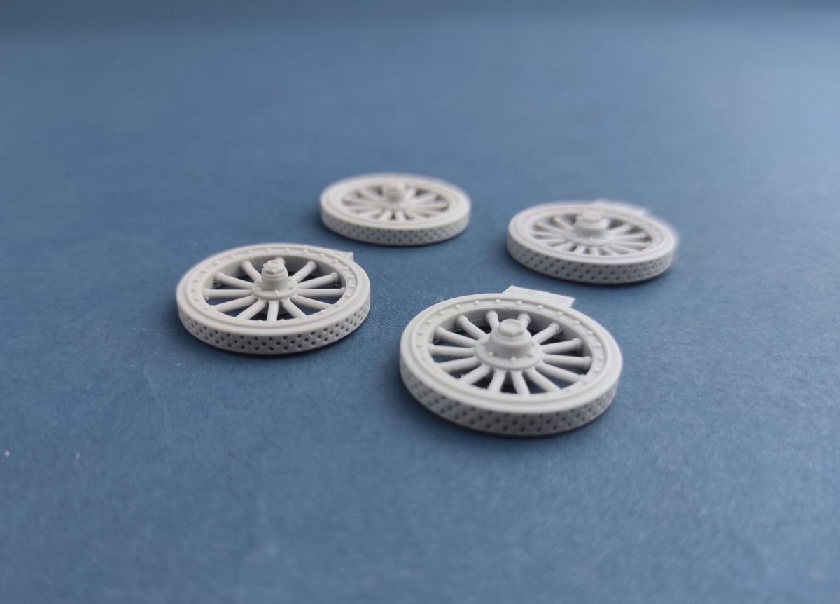 Copper State Models A35-008 Canadian Armoured MG Carrier resin wheels 1/35 – Bild 2