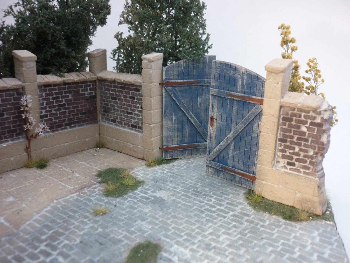 RT-Diorama 35214 Diorama-Base:&amp;quot;Backyard&amp;quot; 1/35 – immagine 4