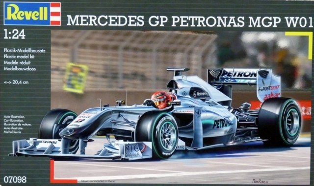 Revell 07098 MERCEDES GP PETRONAS MGP W01 1/24