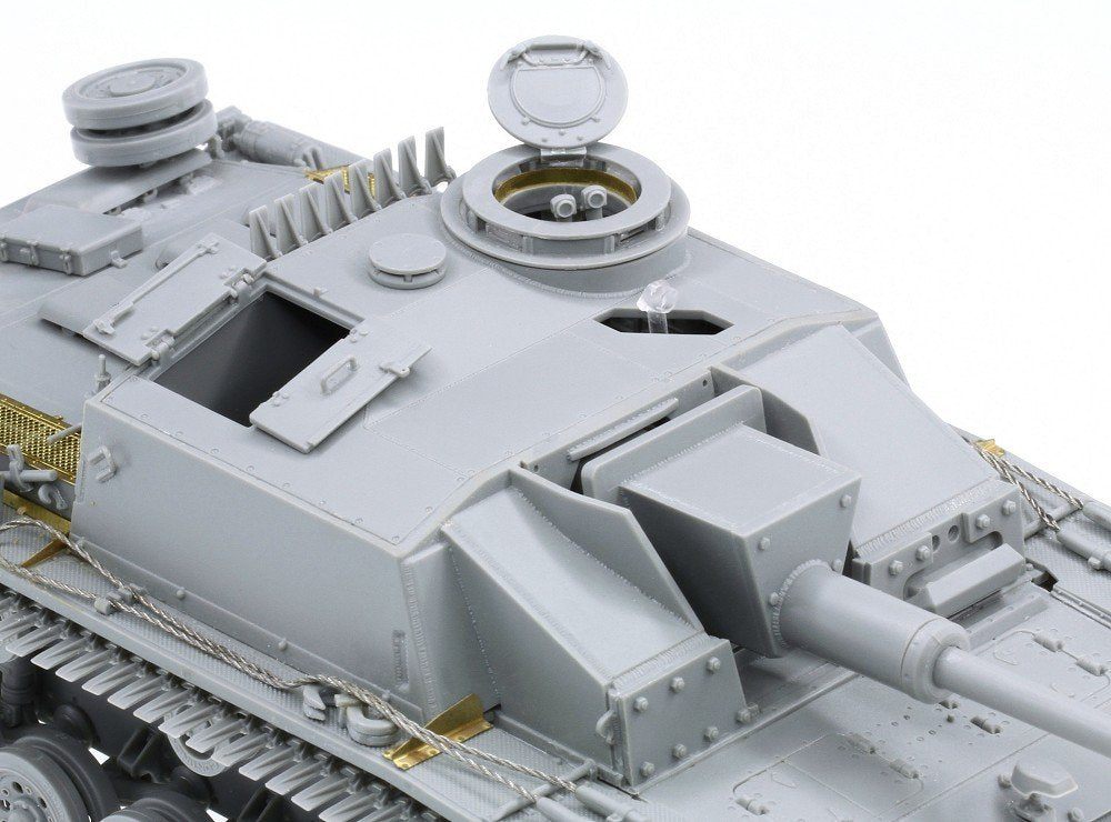Cyber Hobby 6598 StuG.III Ausf.G Initial 1/35 – Bild 7