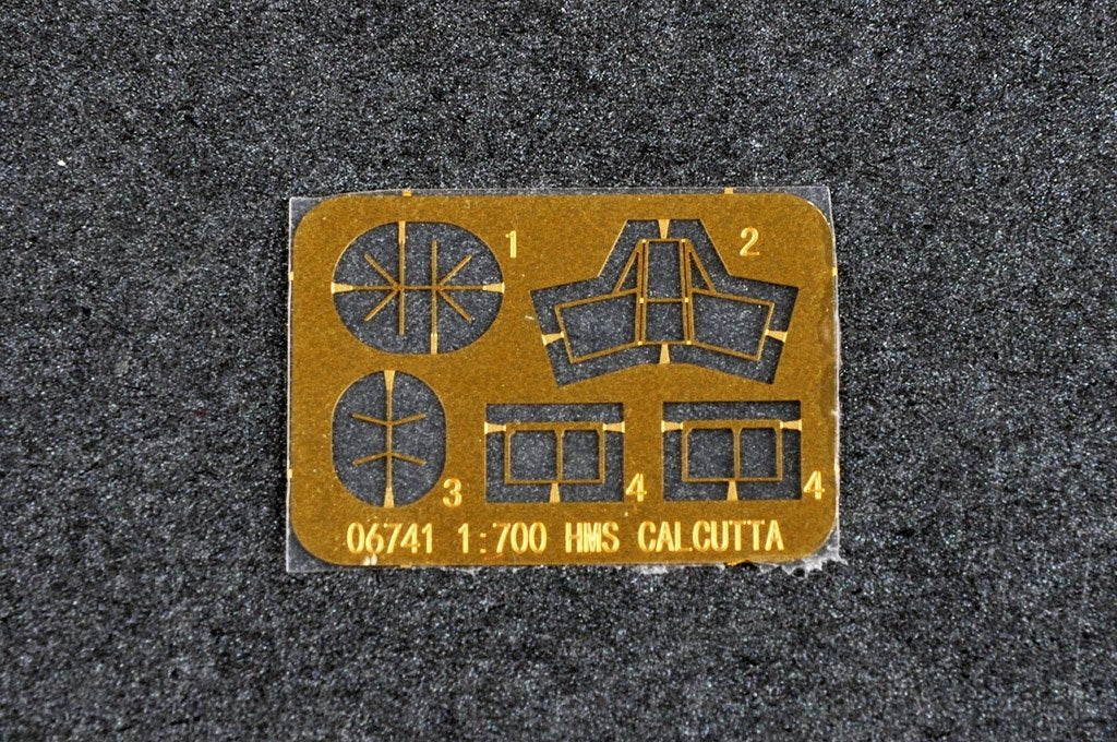 Trumpeter 06741 HMS Calcutta light cruiser 1/700 – zdjęcie 8