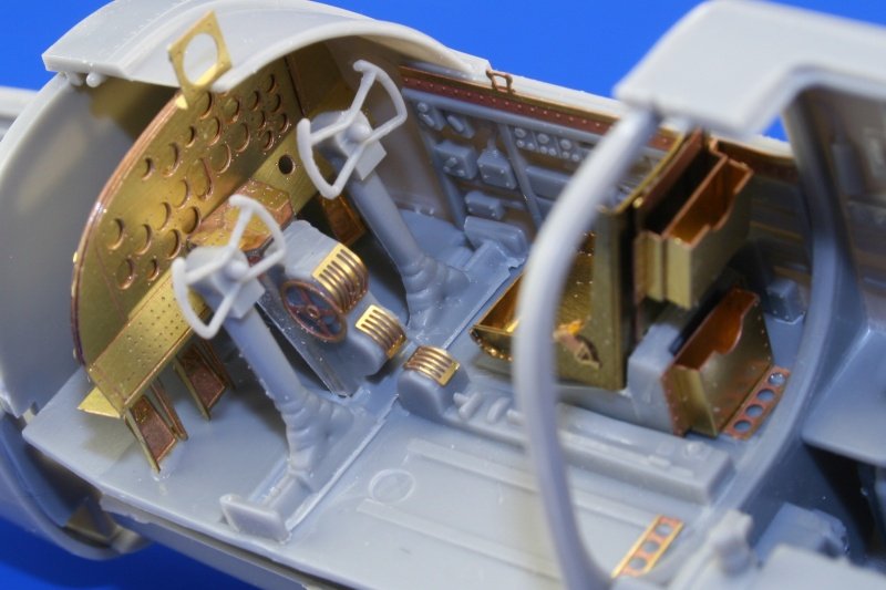 Eduard 49322 B-25B interior 1/48 ACCURATE MINIATURES – image 8