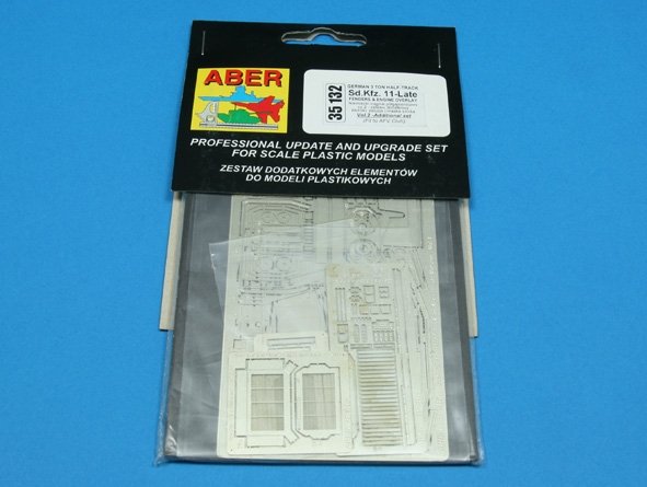 Aber 35132 Niem. Ciagn. polgasienicowy cz.2 zest.dodatk.blotniki, zaluzje i maska silnika 1/35 – imagen 3