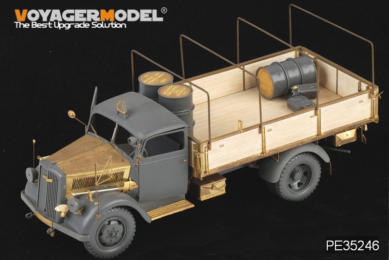 Voyager Model PE35246 WWII German Opel Blitz 3t. 4x2 Cargo Truck /Shallow Cargo Bay (For TAMIYA 35291) 1/35 – imagen 2
