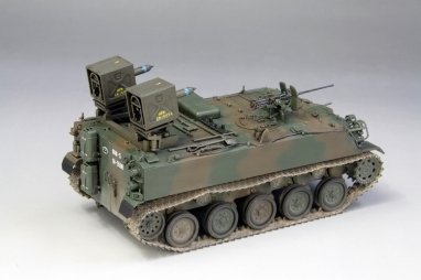 Fine Molds FM54 Japan Ground Self-Defense Force Type 60 APC w/ MAT 1/35 – image 4