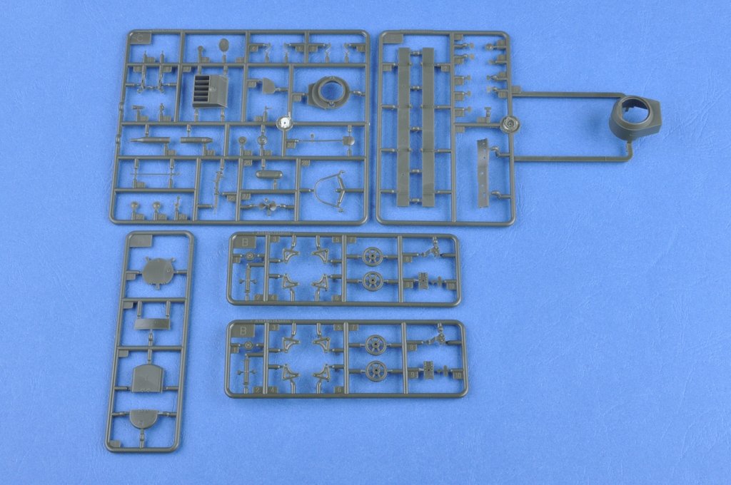 Hobby Boss 83818 Soviet T-37 Amphibious Light Tank Early 1/35 – zdjęcie 5