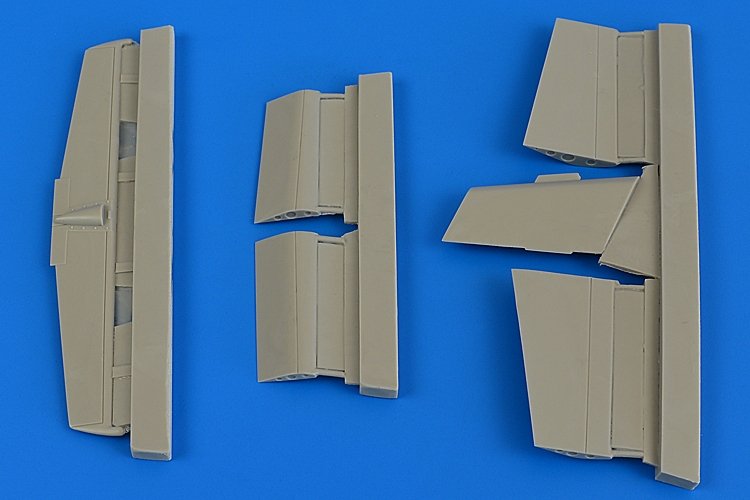 Aires 4695 L-29 Delfín control surfaces 1/48 AMK