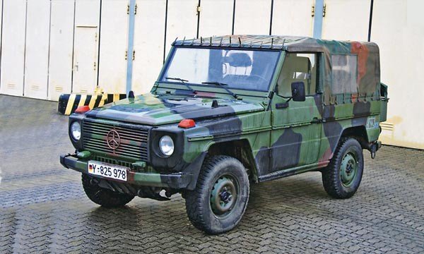 Revell 03069 LKw Light GL Wolf 1/35 – image 2