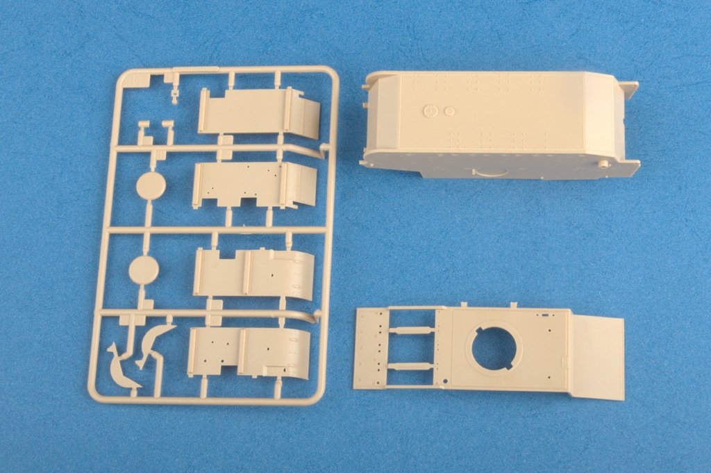 Hobby Boss 83804 German Pz.Kpfw.I Ausf.F (VK18.01)-Early 1/35 – immagine 7