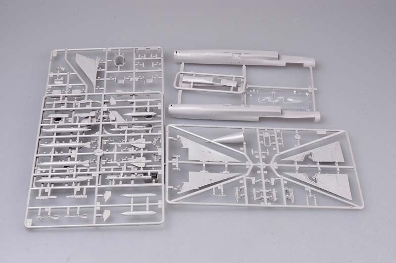 Trumpeter 01624 Su-15 Flagon-A 1/72 – Bild 2