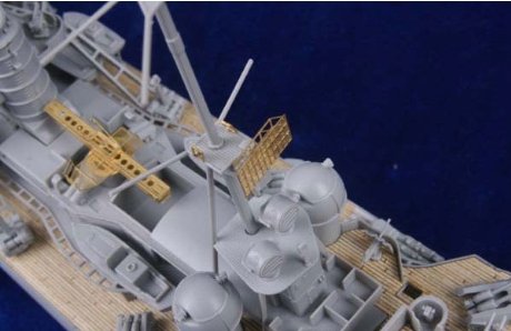 MK1 Design MD-35009 Pont en bois Prinz Eugen TRU 1/350 – image 8