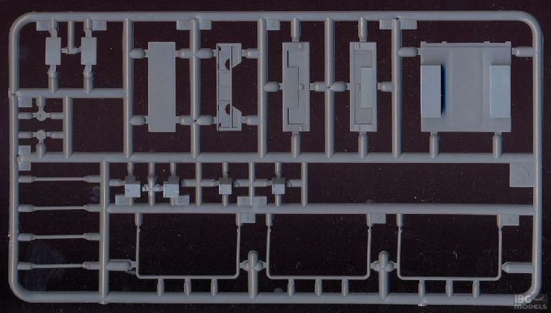 IBG 72014 Chevrolet C15A No.13 Cab General Service 1/72 – immagine 3