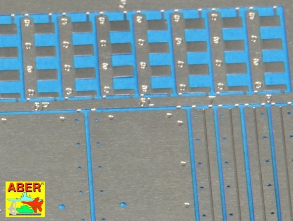 Aber 16051 Rear fenders for Tiger I, Ausf.E – (Late version) 1/16 – image 3