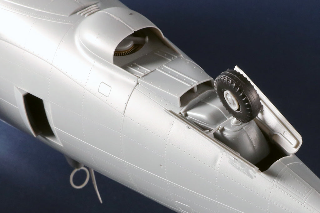 Trumpeter 02427 Republic P-47 D Thunderbolt Razorback 1/24 – imagen 7