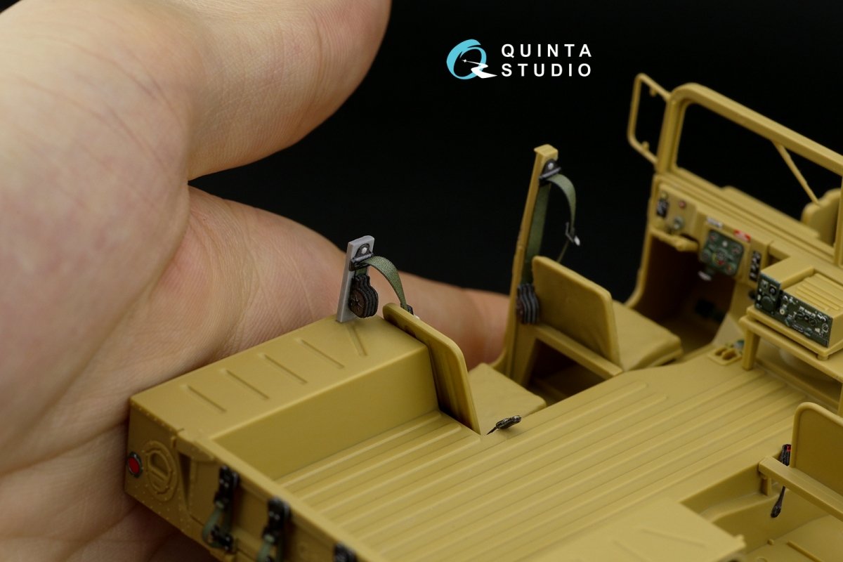 Quinta Studio QR35003 HUMVEE family belts, 3D-Printed &amp;amp; coloured on decal paper (all kits) 1/35 – Bild 5
