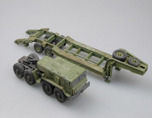 Trumpeter 00212 MAZ-537G Late Production type with MAZ/ChMZAP-5247G semitraii 1/35 – immagine 6