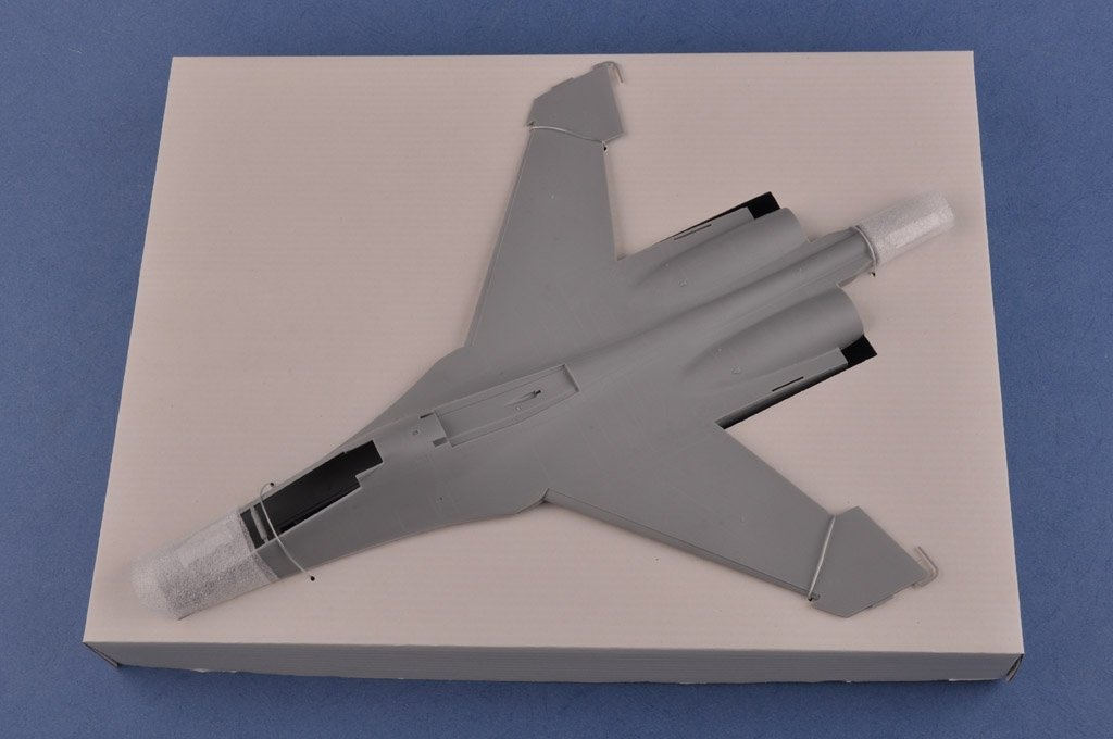 Hobby Boss 81714 Su-30MKK Flanker G 1/48 – Bild 8