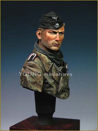Young Miniatures YM1806 SS Panzer Crew WWII 1/10 – Bild 2