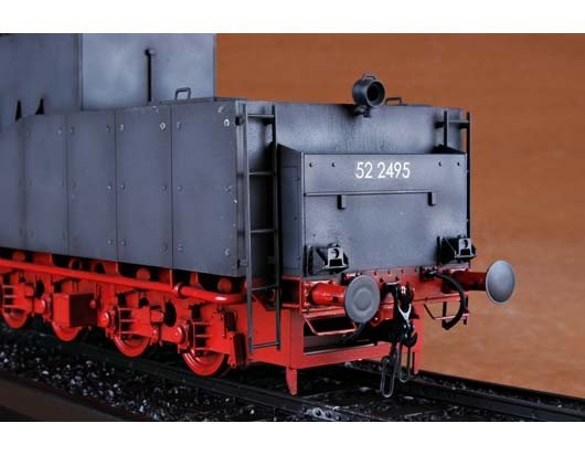 Trumpeter 00210 Kriegslokomotive BR52 1/35 – imagen 8