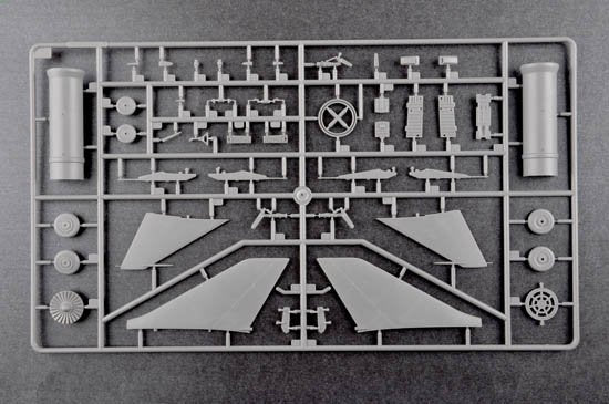 Trumpeter 02896 Soviet Su-9 Fishpot 1/48 – imagen 5
