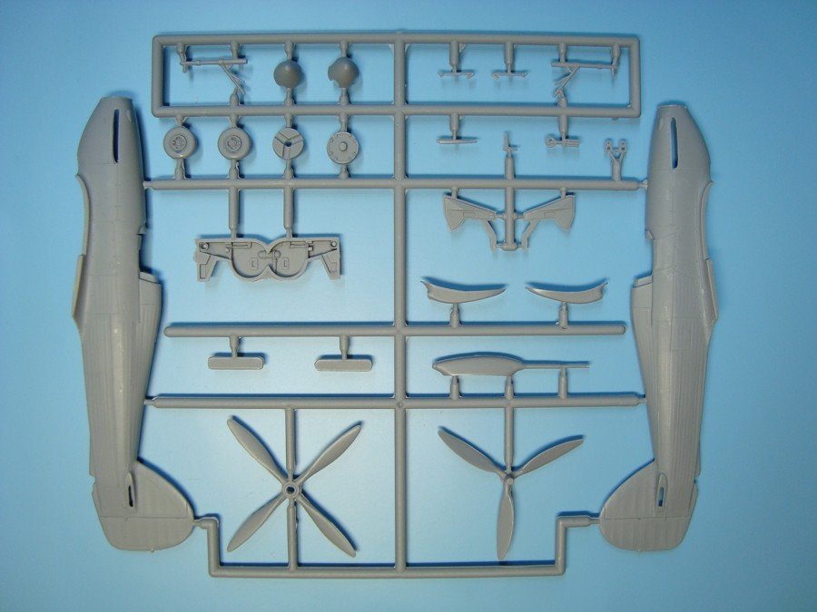 AZ Model AZ7325 Hawker Hurricane Mk.V 1/72 – Bild 7