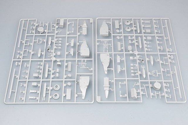Trumpeter 02823 WELLINGTON Mk.III 1/48 – image 10