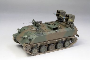 Fine Molds FM54 Japan Ground Self-Defense Force Type 60 APC w/ MAT 1/35 – image 3