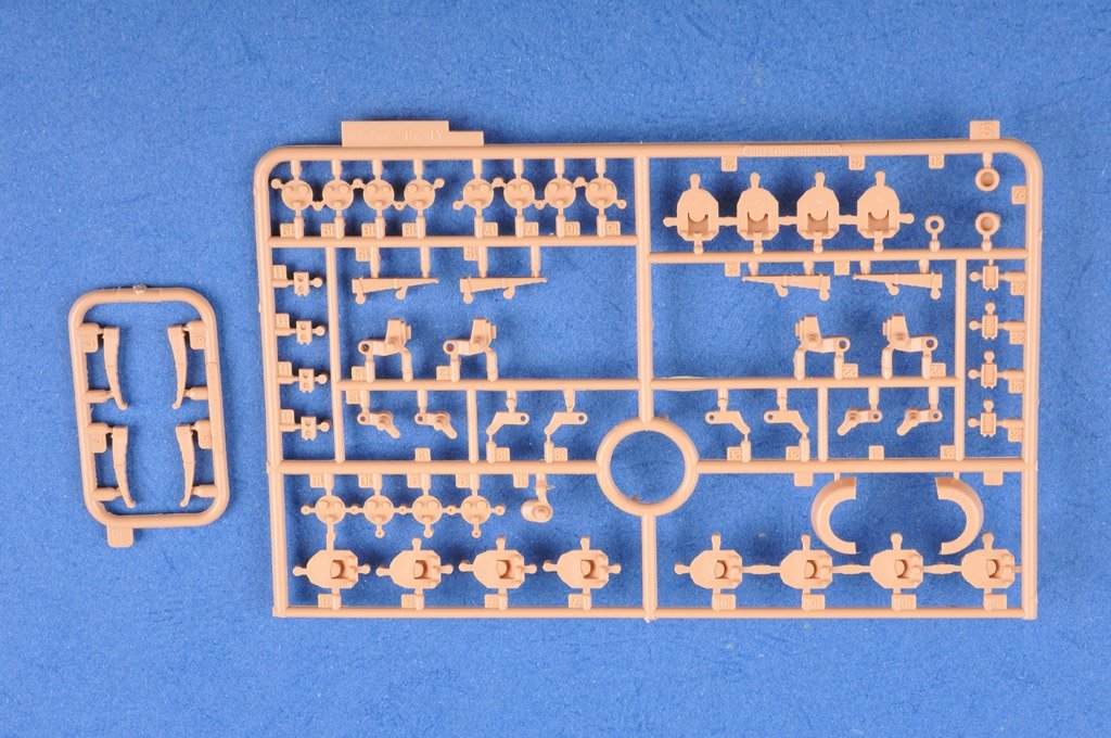 Hobby Boss 80135 German STURMPANZER IV EARLY VERSION MID PRODUCTION W/INTERIOR – Bild 5