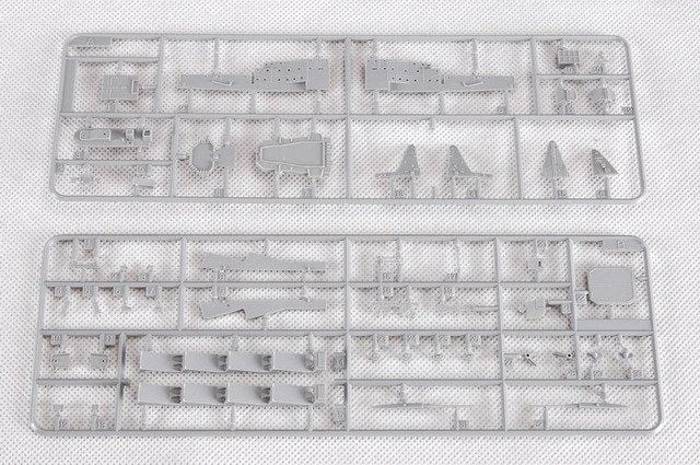Trumpeter 05720 Russian Navy Slava Class Cruiser Moskva 1/700 – immagine 6
