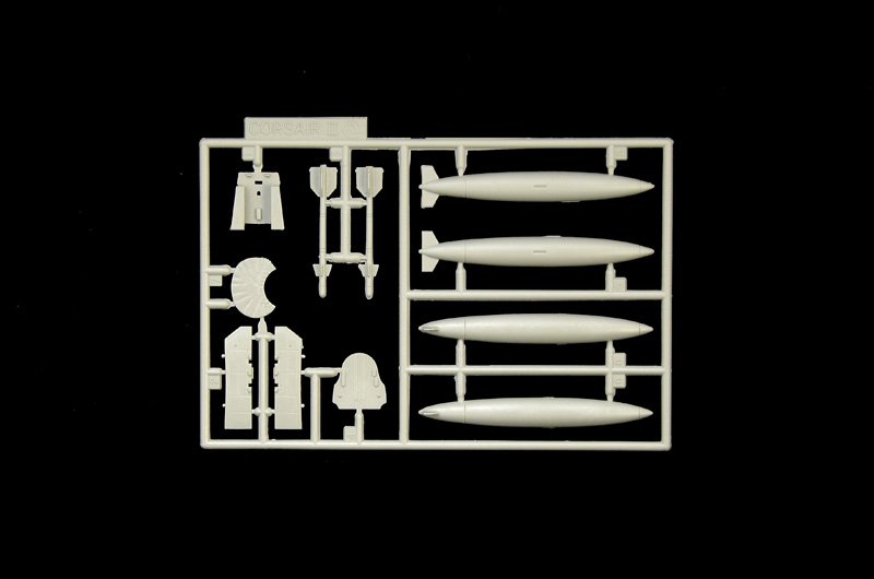 Italeri 1411 A-7E CORSAIR II 1/72 – Bild 4