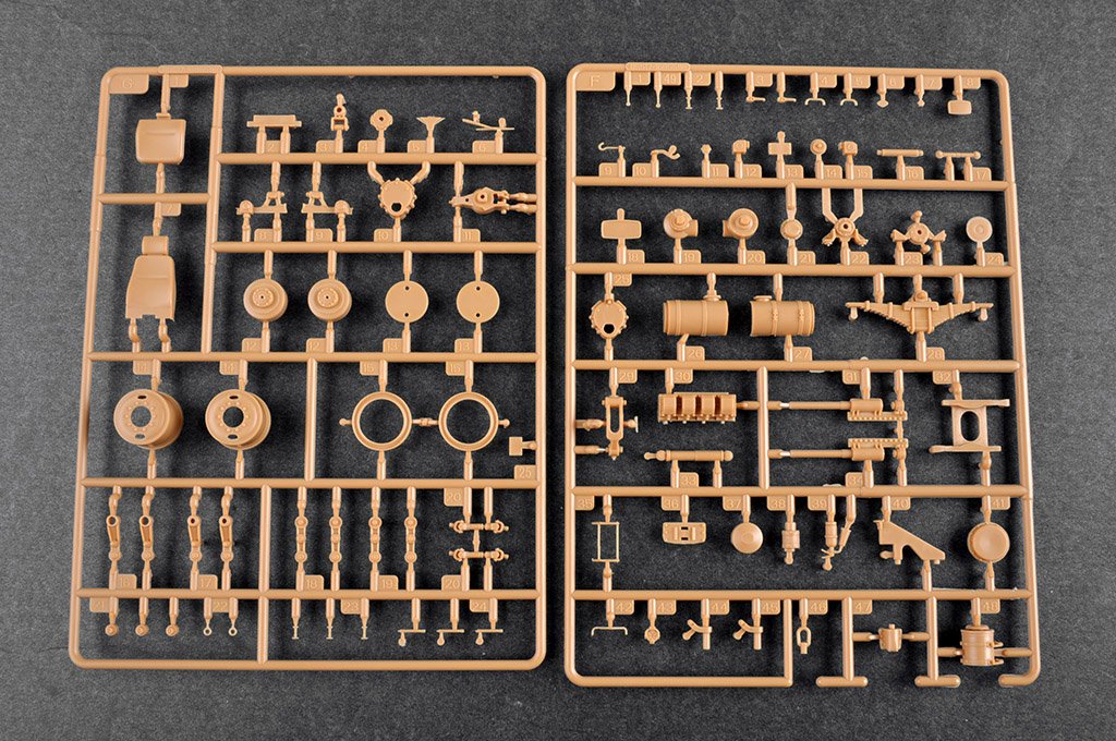 Trumpeter 01086 BAZ-6403 with ChMZAP-9990-071 trailer 1/35 – Bild 17
