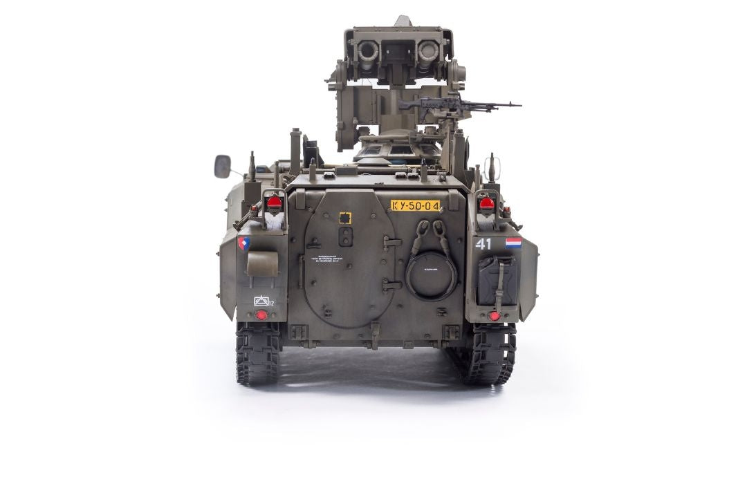 AFV Club 35356 YPR-765 PRAT with Tow Launcher 1/35 – imagen 4
