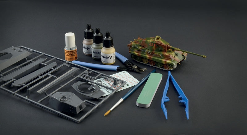 Italeri 72005 Sd. Kfz. 182 King Tiger - Complete Set For Modeling - Starter kit 1/72 – zdjęcie 2