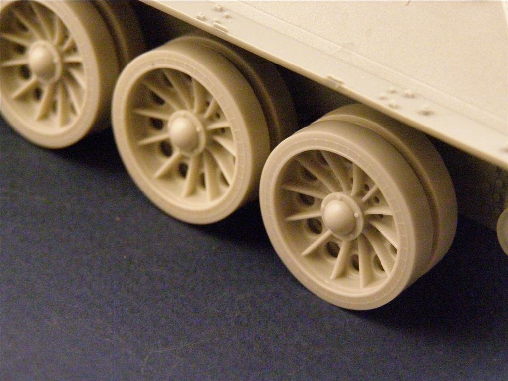 Panzer Art RE35-028 Late “Spider” wheels for T-34/T-54 tanks 1/35 – zdjęcie 2