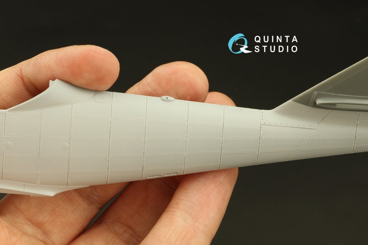 Quinta Studio QRV-023 Double riveting rows (rivet size 0.10 mm, gap 0.4 mm, suits 1/72 scale), White color, total length 6.7 m/22 ft – Bild 6