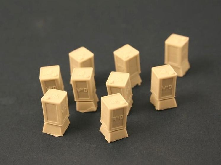 Panzer Art RE35-111 4 Gal British “POW” canisters 1/35