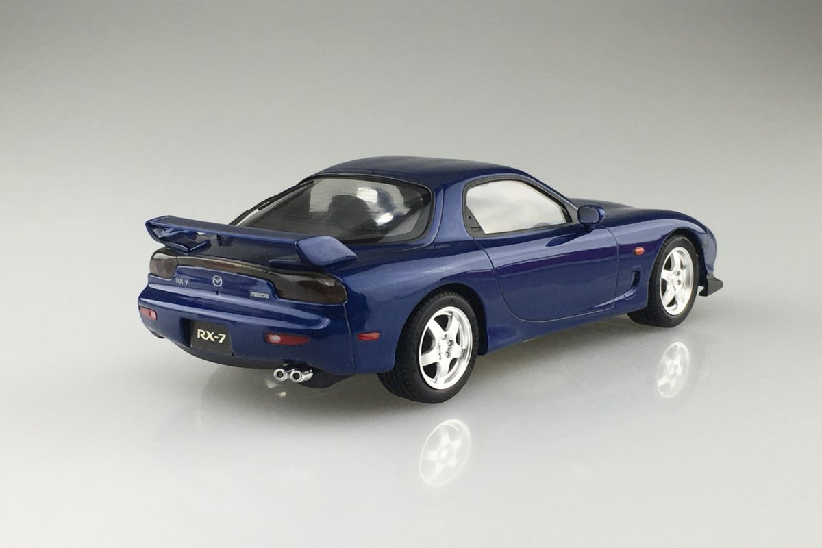 Aoshima 05498 MAZDA FD3S RX-7 &amp;#39;99 (Innocent Blue Mica) 1/24 – immagine 3