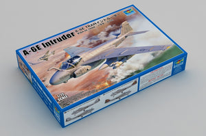 Trumpeter 01642 A-6E TRAM Intruder 1/72 – imagen 2