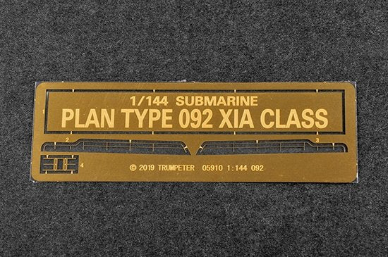 Trumpeter 05910 PLAN Type 092 Xia Class SSBN 1/144 – zdjęcie 6