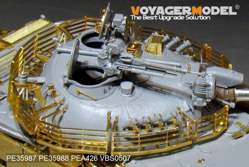 Voyager Model PE35987 Iraqi TYPE69 II Medium Tank Basic For TAKOM 2054 1/35 – image 17