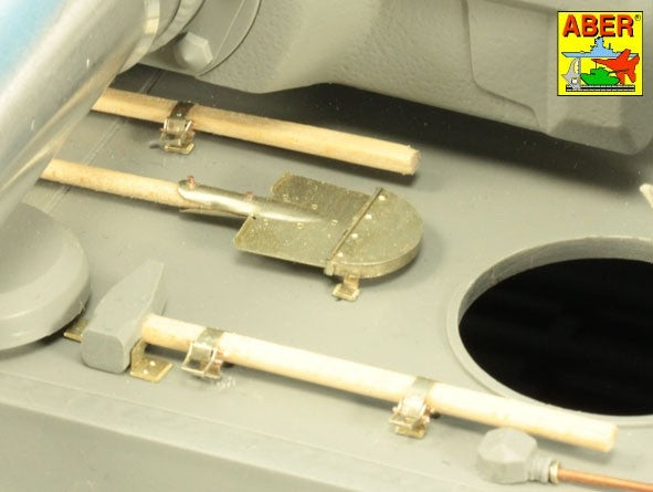 Aber 16028 Useful parts for the early versions of the Tiger I tank / Pożyteczne części do czołgu Tiger I wczesnych wersji 1/16
