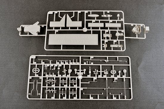 Trumpeter 05350 HMS Exeter 1/350 – image 6