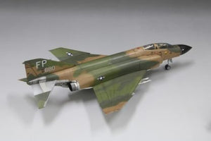 Fine Molds 72846 U.S. Air Force Jet Fighter F-4C “Wolf Pack 1967” 1/72 – imagen 2