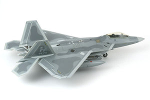 Revell 04386 Lockheed F-22 &amp;quot;Raptor&amp;quot; 1/72 – Bild 2
