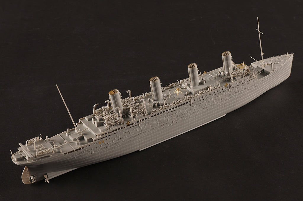 Hobby Boss 83422 HMHS Britannic 1/700 – image 16