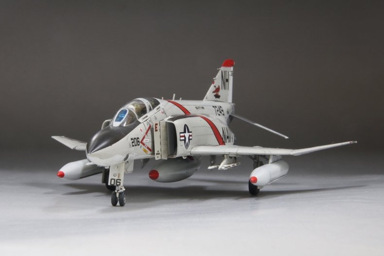 Fine Molds FP43S U.S. Navy Jet Fighter F-4J &amp;quot;Aardvarks&amp;quot; 1/72 – imagen 3