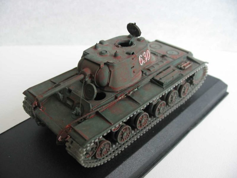 PST 72035 KV-1C Heavy Tank 1/72 – immagine 5