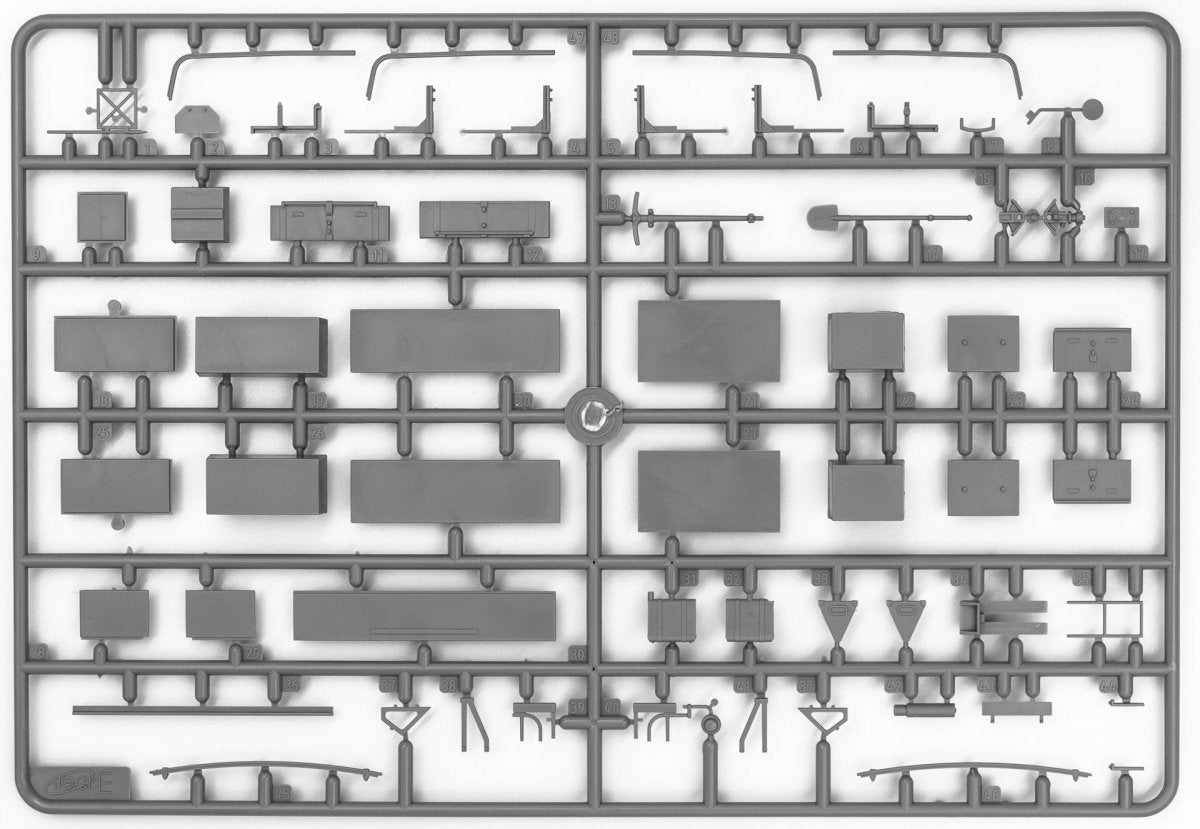 ICM DS3509 Wehrmacht Radio Trucks (Henschel 33D1 Kfz.72, Krupp L3H163 Kfz.72) 1/35 – immagine 4